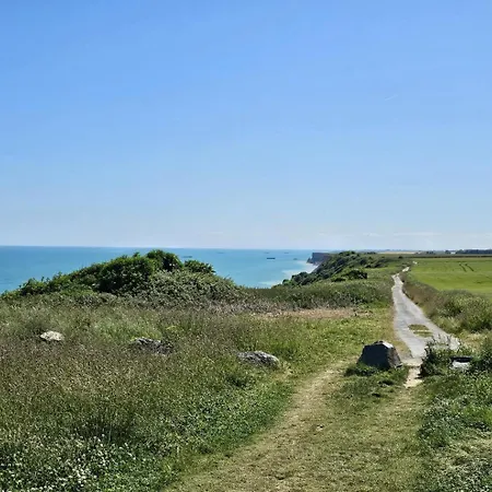 Des Falaises De 6personnes Longues-sur-Mer