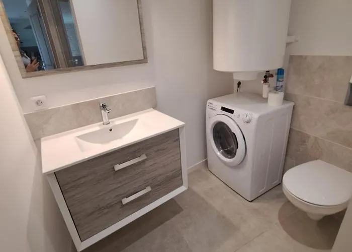 Des Falaises De 6personnes *